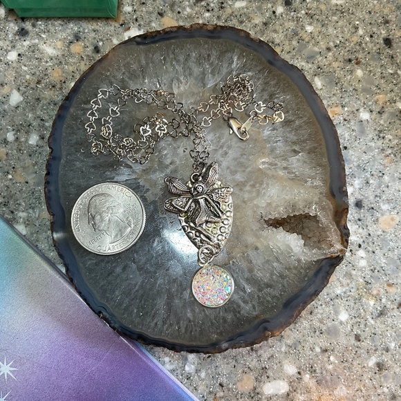 Tooth Fairy Druzy Heart Chain Necklace + Shirley Barber "The Tooth Fairy" Book - Picture 4 of 6